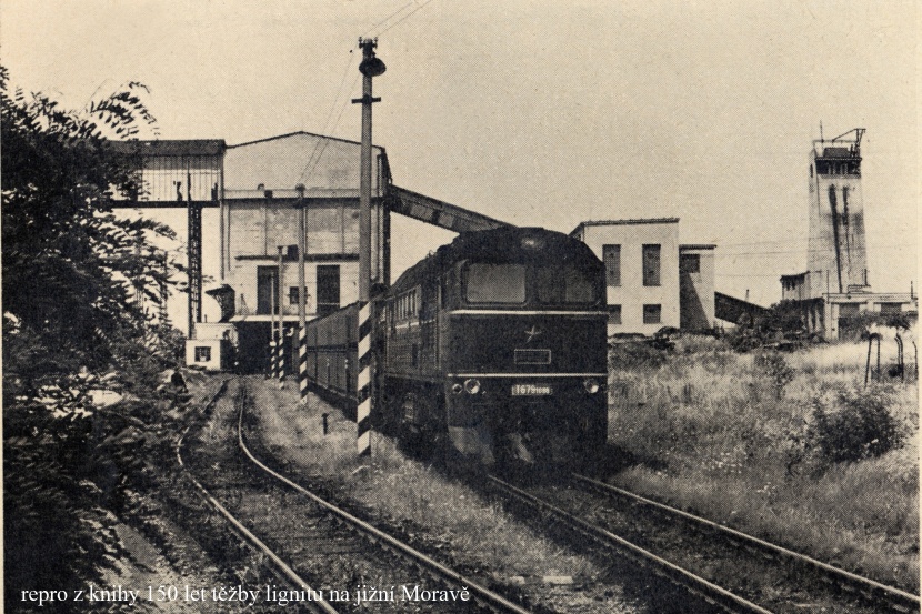 T 679.1088 Důl 1.Máj Dubňany 1972 - 1974